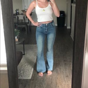 BDG BELL BOTTOM JEANS SIZE 27